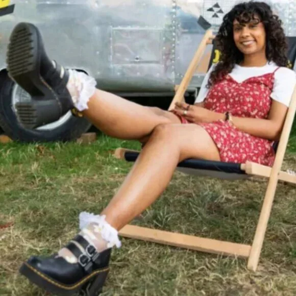 Dr. Martens Eviee Heeled Shoes in Black Sendal Leather Women's Size 6